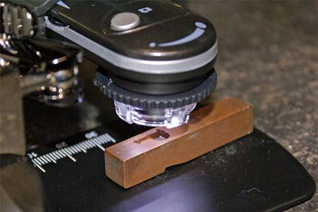 Digital microscope with matrix of Garamont's Gros Canon Romain