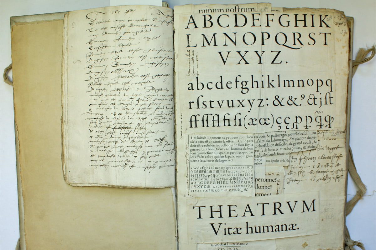 Spread from Volume 153 of the inventory of Museum Plantin-Moretus